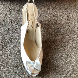 EVINS AMANDA KITTEN‎ HEEL PUMP SIZE 9AA